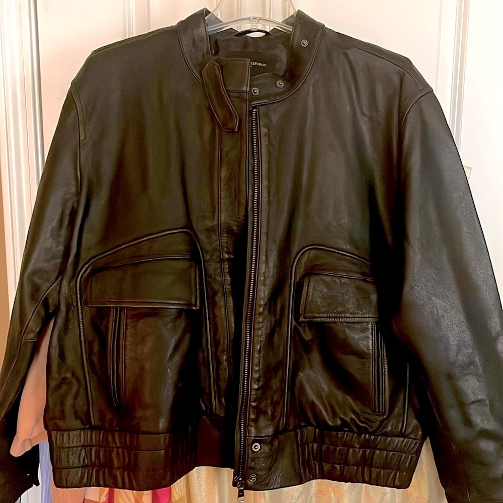 Women’s BANANA REPUBLIC Brown Leather jacket size XL